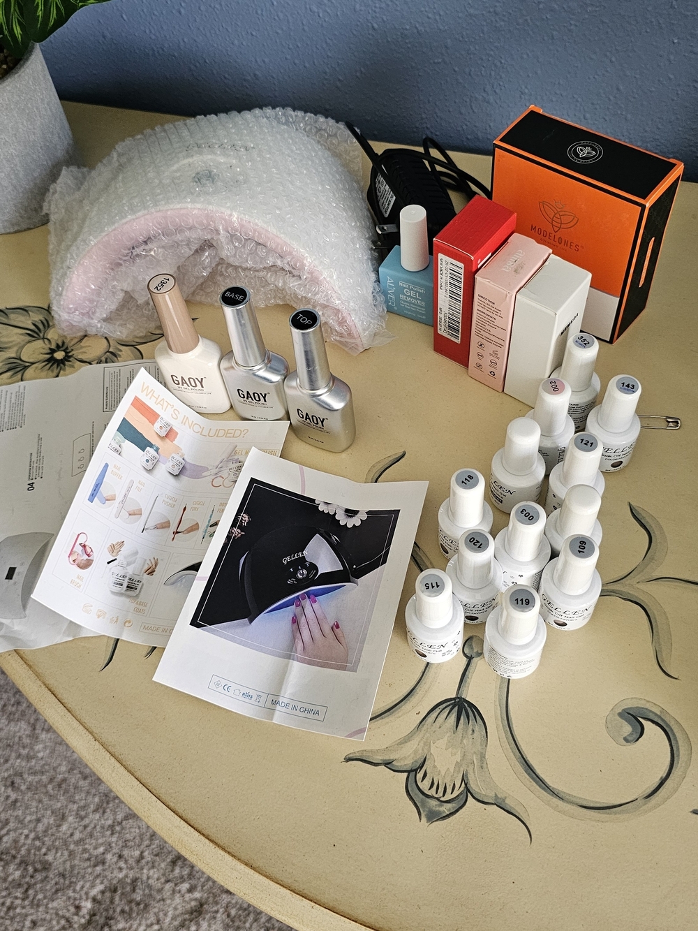 Gellen LED Nail Lamp with MANY additional Items